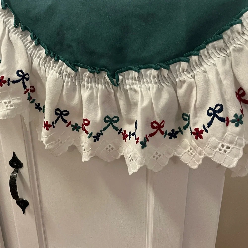 Vintage Embroidered Ruffled Valances